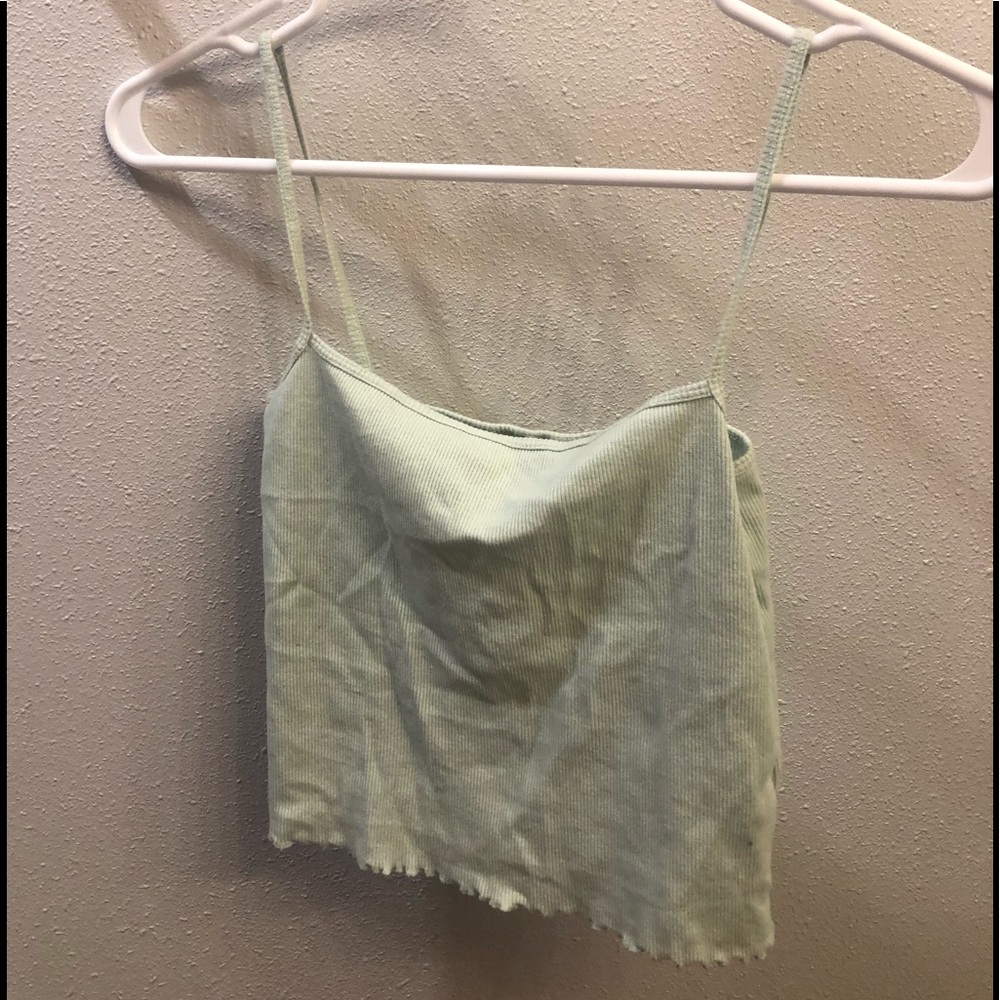 BASIC GREEN TANK TOP